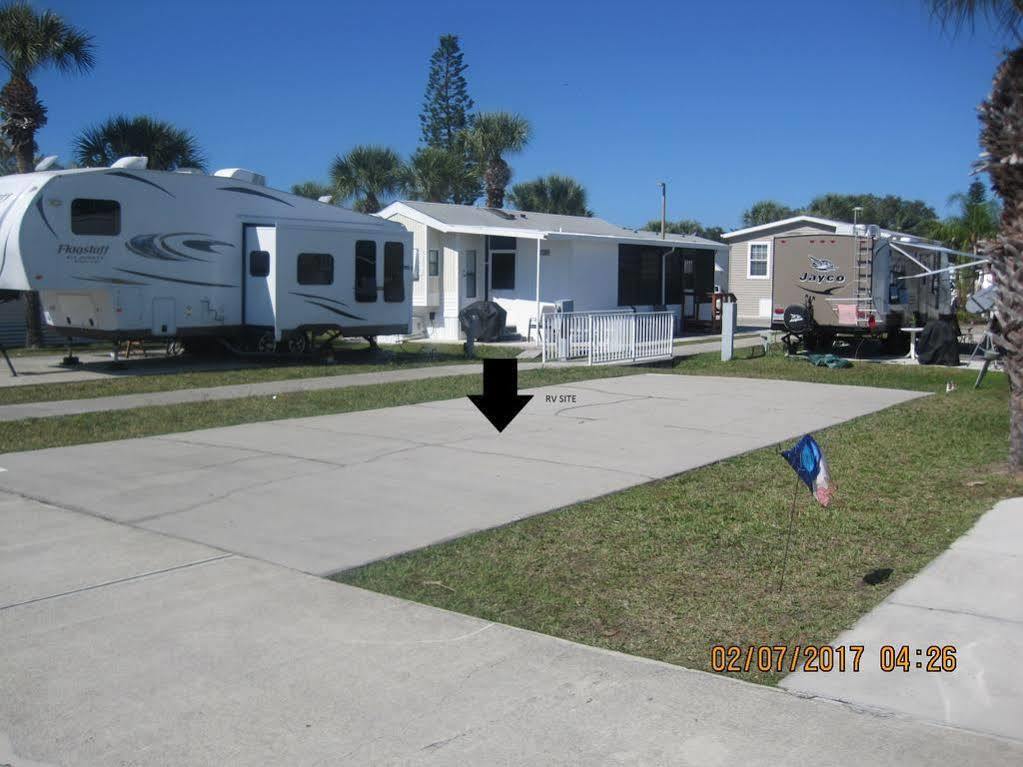 Three Lakes - Rv Resort Hudson Exterior photo